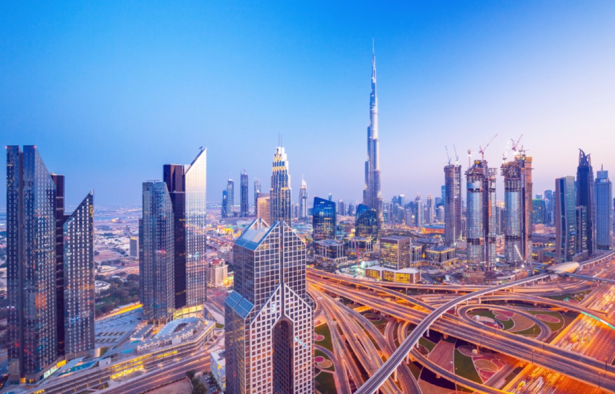 «نايت فرانك»: الطلب على المكاتب في دبي يرتفع 23%